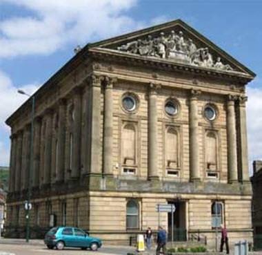 Todmorden Town Hall in Todmorden, GB1