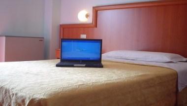 Hotel Tiby in Modena, IT