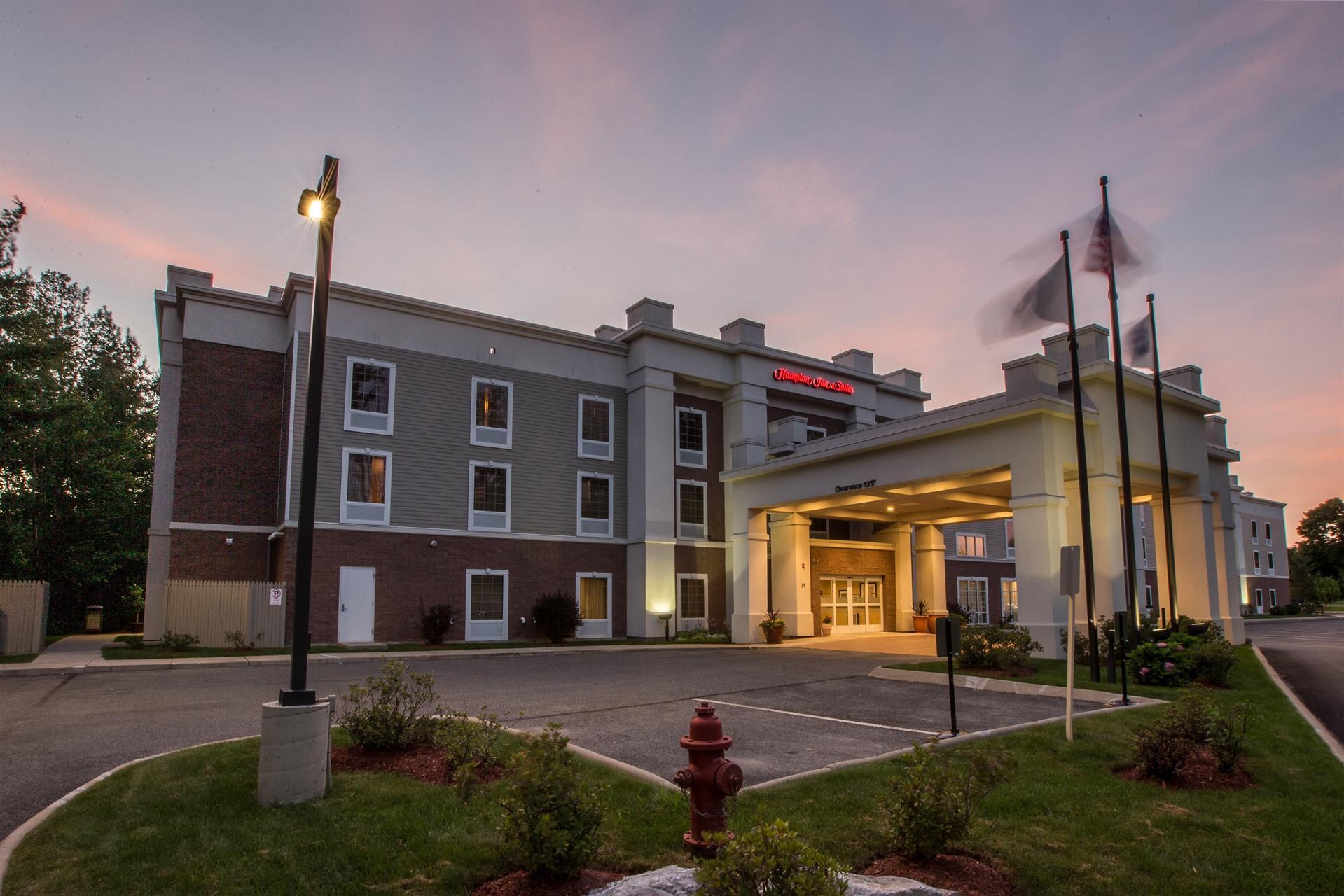 Hampton Inn & Suites Berkshires-Lenox in Lenox, MA