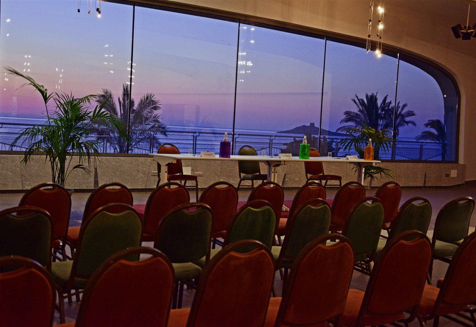 Saracen Sands Hotel & Congress Centre in Palermo, IT