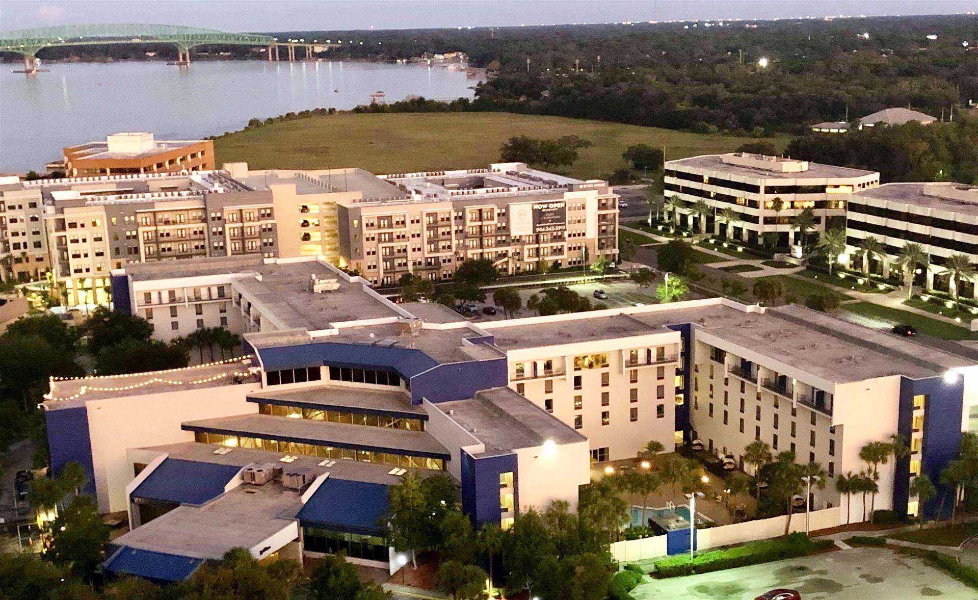 Southbank Hotel Jacksonville Riverwalk in Jacksonville, FL