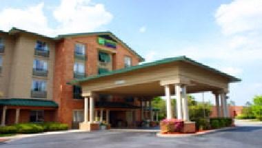 Holiday Inn Express Hotel & Suites Brooksville West in Brooksville, FL