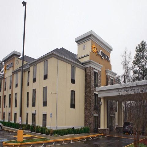 La Quinta Inn & Suites by Wyndham Covington in Covington, GA