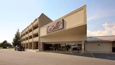 Travelodge Hotel by Wyndham Kingston Lasalle in Kingston, ON