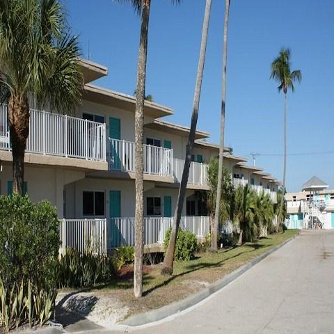 Carousel Inn in Fort Myers, FL