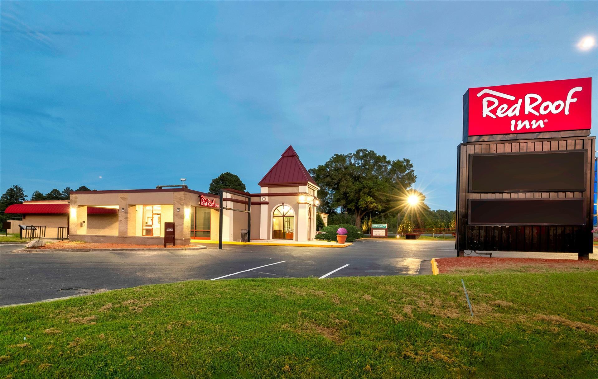 Red Roof Inn Petersburg - Fort Lee in Petersburg, VA