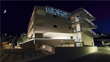 White Hotel in Vieste, IT