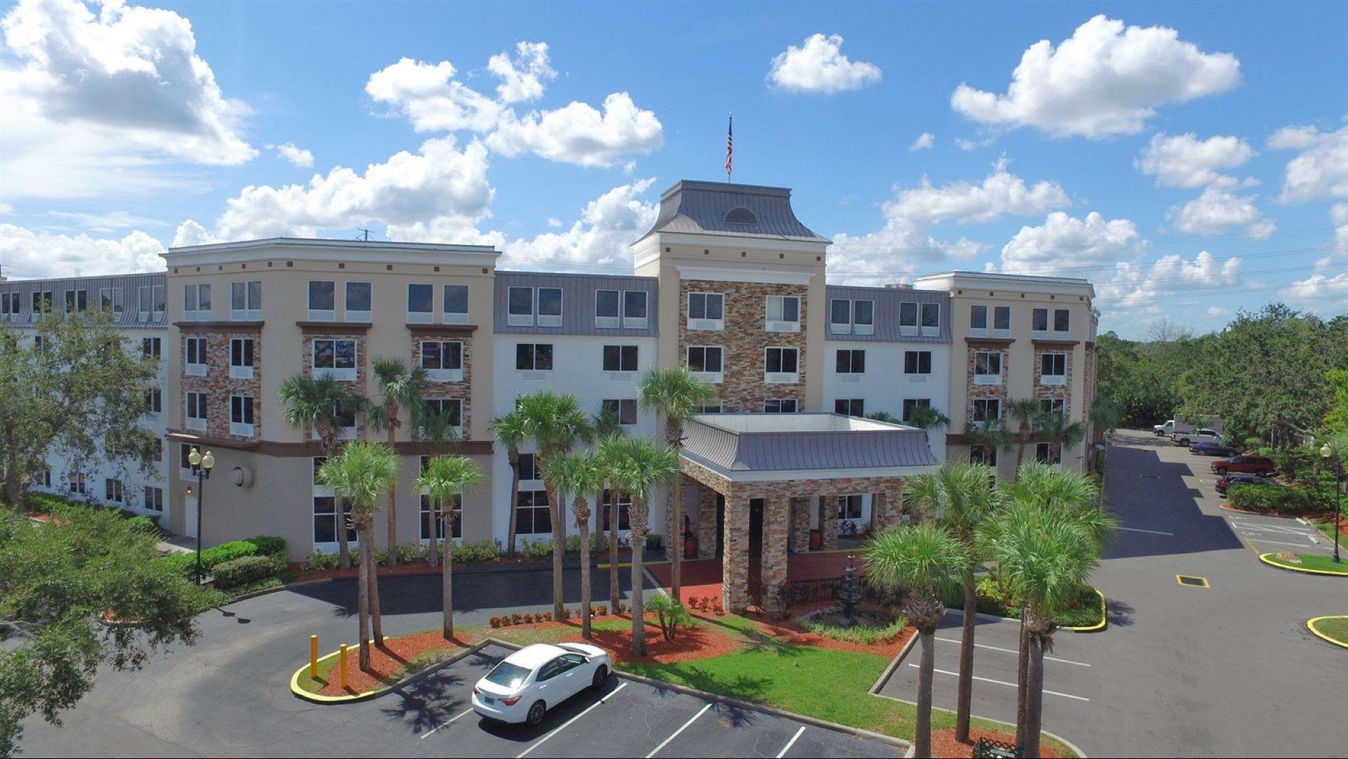 Staybridge Suites Orlando Royale Parc Suites in Kissimmee, FL