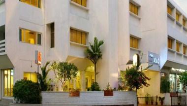 Hotel Abad in Kochi, IN
