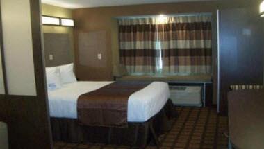 Microtel Inn & Suites by Wyndham Carrollton in Carrollton, OH