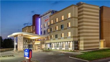 Fairfield Inn & Suites Rochester West/Greece in Rochester, NY