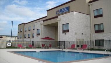 Best Western Plus Austin Airport Inn & Suites in Austin, TX