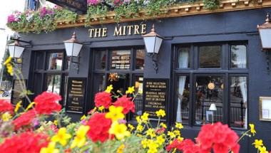 Mitre Hotel in London, GB1
