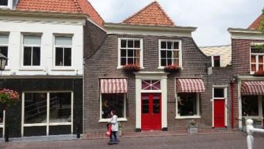 Hotel de Emauspoort in Delft, NL
