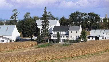 AmishView Inn & Suites in Bird-in-Hand, PA