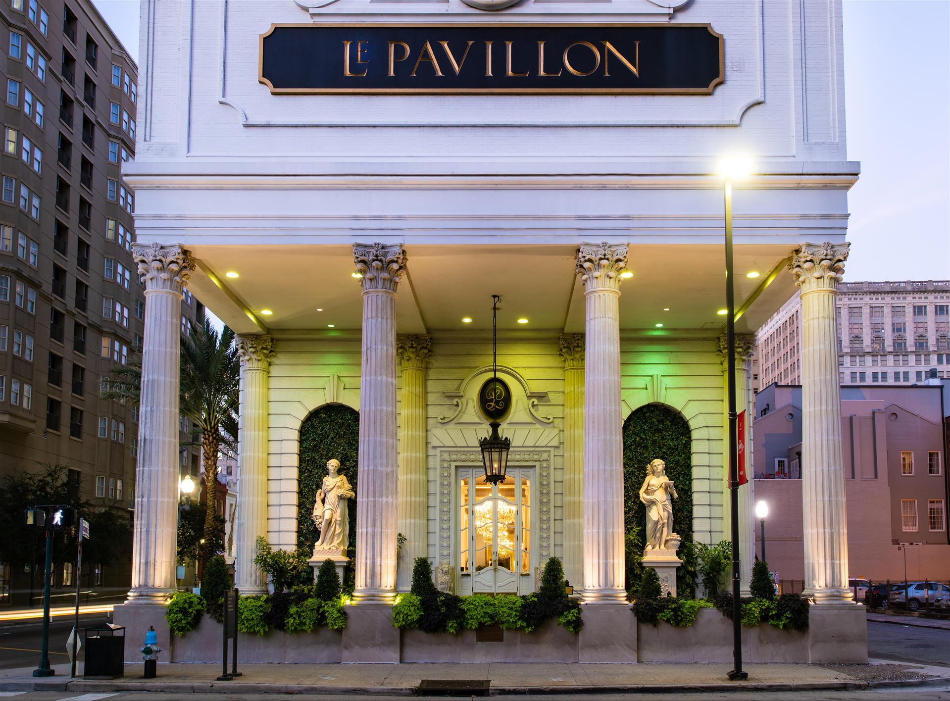 Le Pavillon Hotel in New Orleans, LA