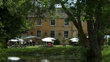 The Inn At Fossebridge in Cheltenham, GB1