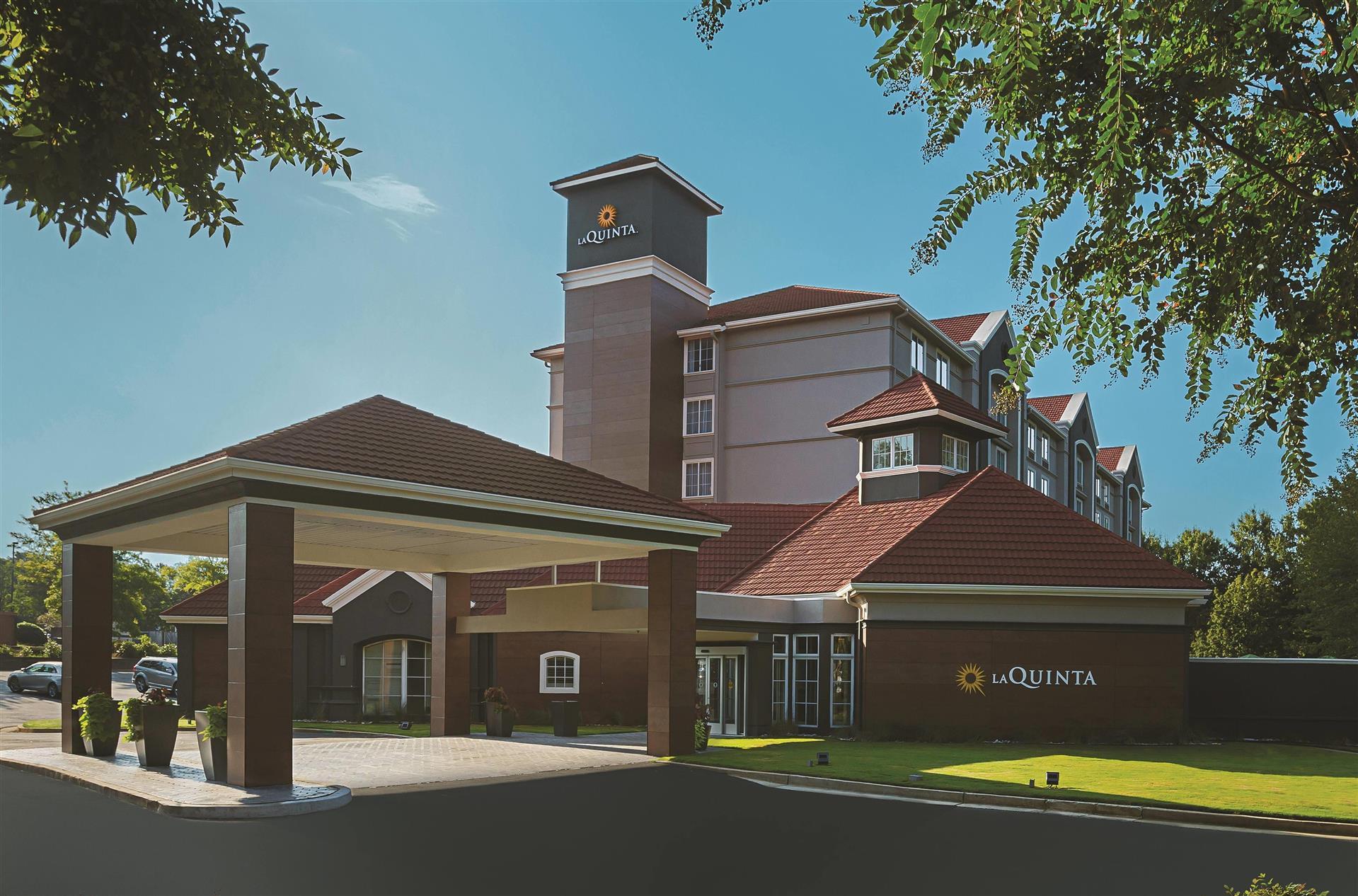 La Quinta Inn & Suites by Wyndham Atlanta Alpharetta in Alpharetta, GA
