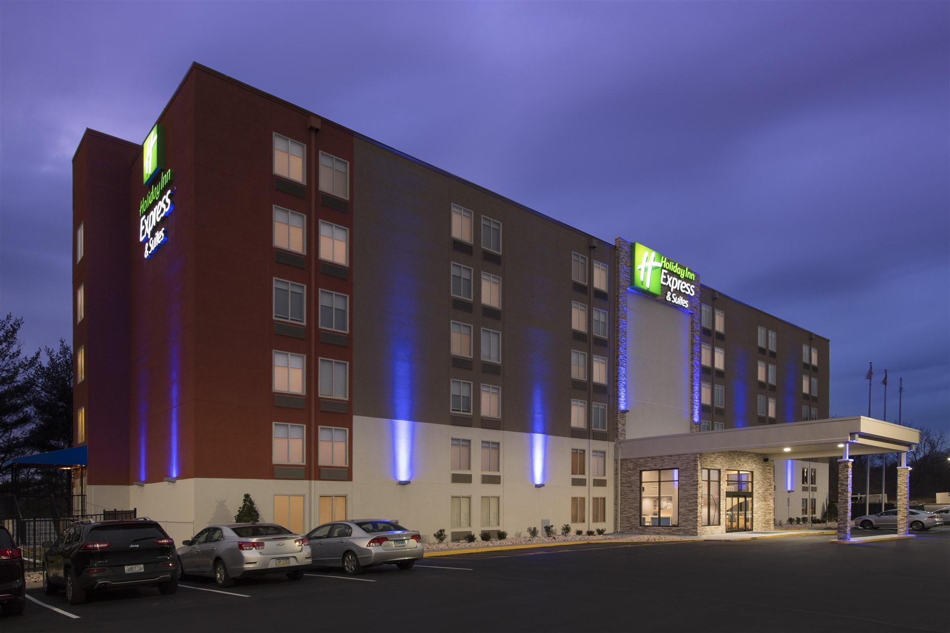 Holiday Inn Express & Suites College Park-University Area in College Park, MD