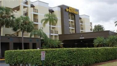 Best Western Plus Deerfield Beach Hotel & Suites in Deerfield Beach, FL