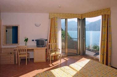 Surf Hotel Pier Plus in Riva del Garda, IT