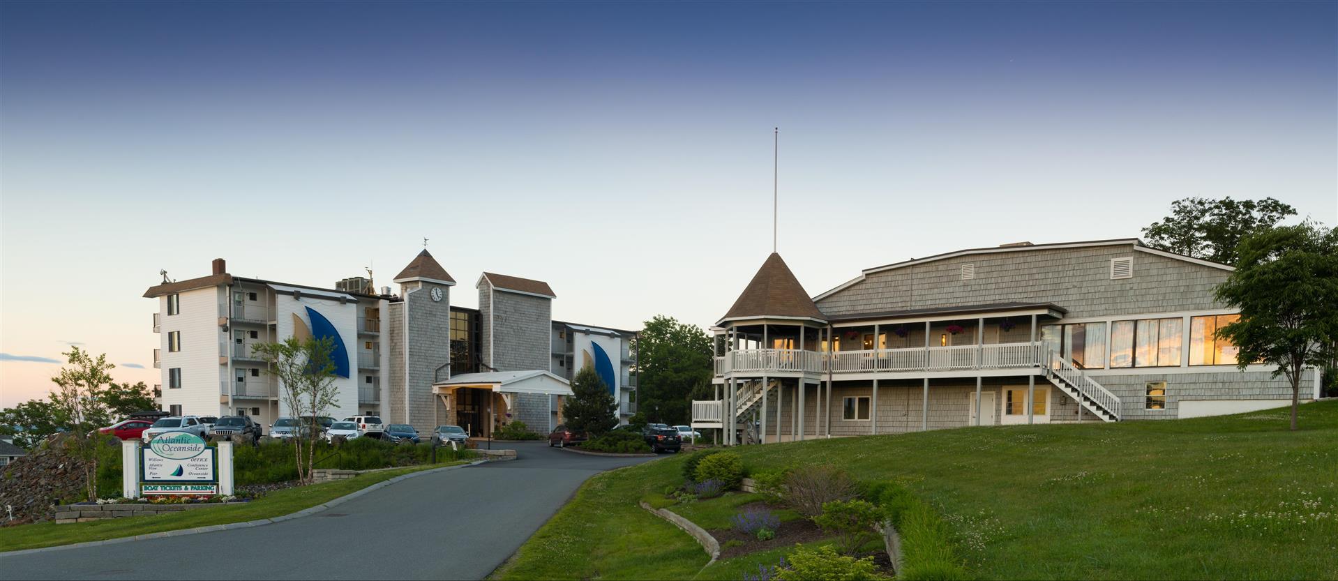 Atlantic Oceanside Hotel & Conference Center in Bangor, ME