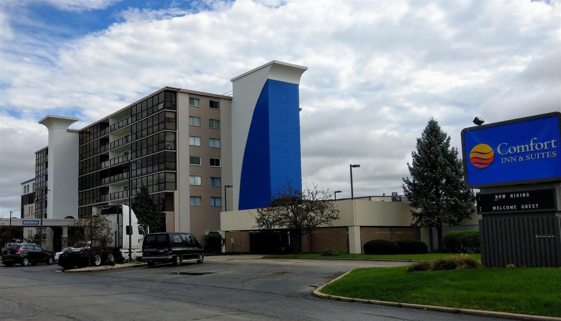 Comfort Inn and Suites in Rochelle, IL