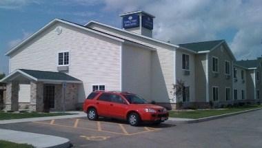 Cobblestone Inn & Suites - Brillion, WI in Brillion, WI