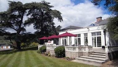 The Manor Parc Country Hotel & Restaurant in Cardiff, GB3