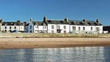 The Royal Hotel in Cromarty, GB2