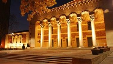 Memorial Auditorium in Sacramento, CA