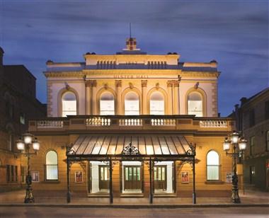 Ulster Hall in Belfast, GB4