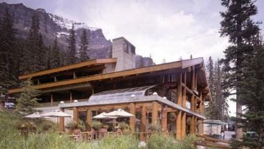 Moraine Lake Lodge in Lake Louise, AB