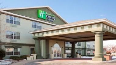 Holiday Inn Express Hotel & Suites Oshkosh-Sr 41 in Oshkosh, WI