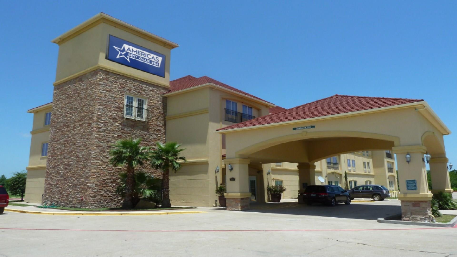 Americas Best Value Inn & Suites Gun Barrel City in Gun Barrel City, TX