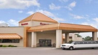 Ramada By Wyndham Sioux Falls Airport Hotel & Suites in Sioux Falls, SD