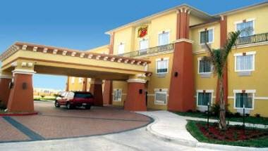 Super 8 by Wyndham Hidalgo/McAllen Area in Hidalgo, TX