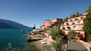 Hotel Capo Reamol in Limone sul Garda, IT