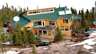 Blachford Lake Lodge in Yellowknife, NT