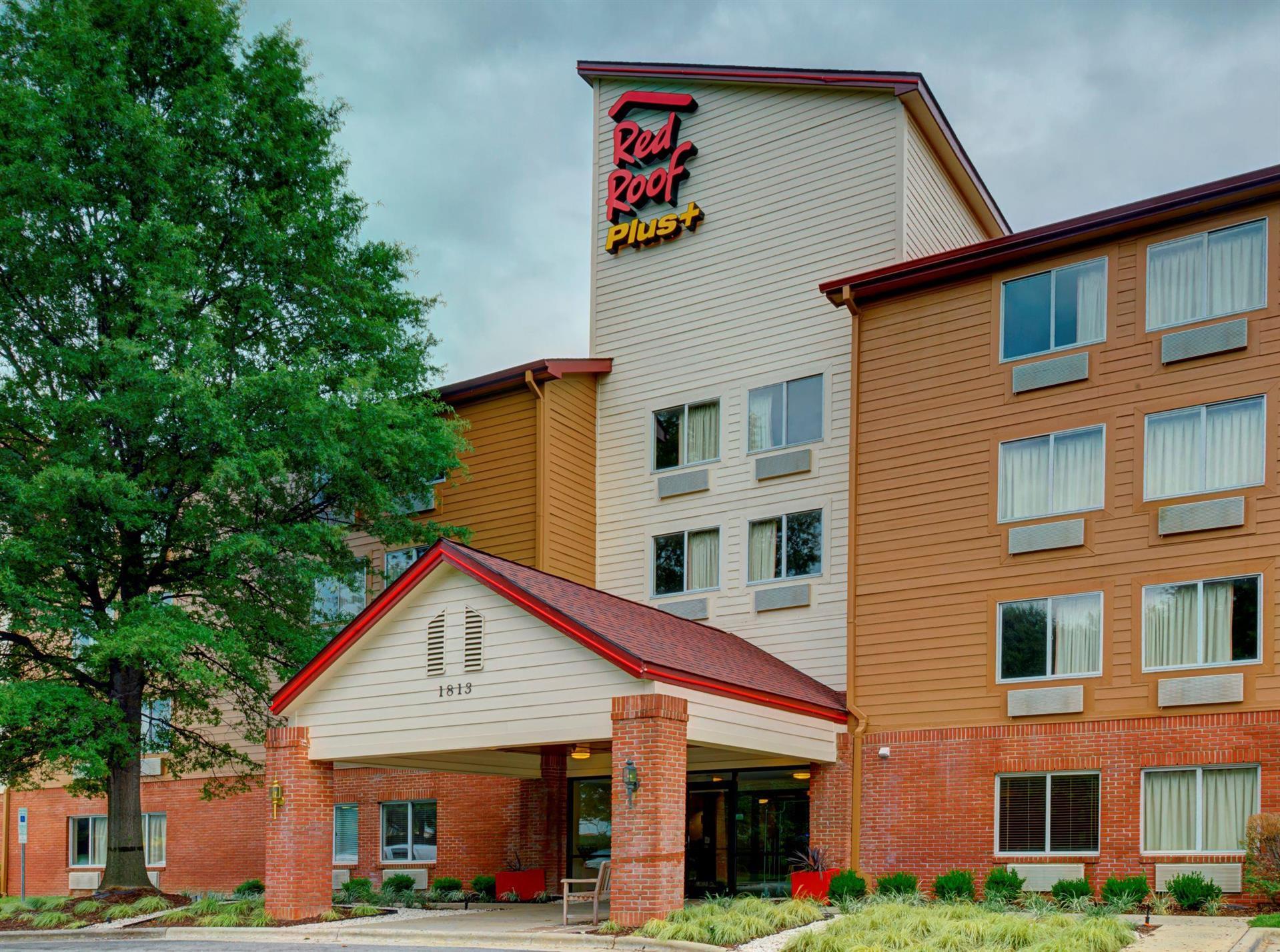 Red Roof Inn PLUS+ Raleigh Downtown - NCSU/Conv Center in Raleigh, NC