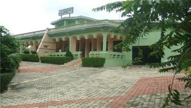 Amis Wonderland Hotel in Kumasi, GH