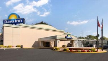 Days Inn by Wyndham Washington DC/Gateway in Washington, DC