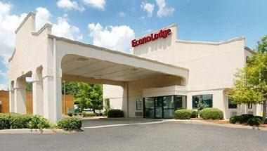 Econo Lodge Dothan in Dothan, AL