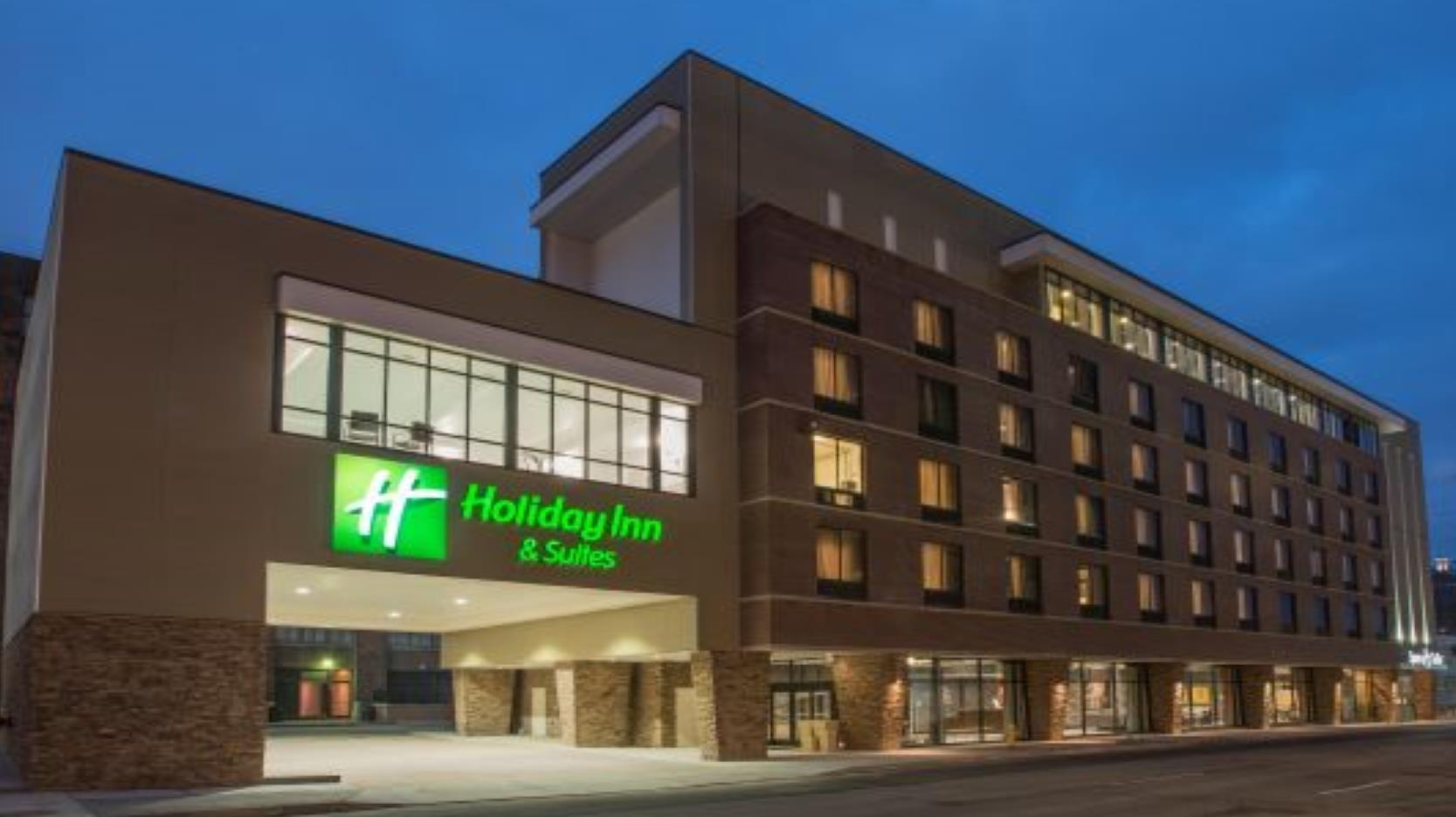 Holiday Inn Hotel & Suites Cincinnati Downtown in Cincinnati, OH