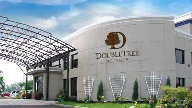 DoubleTree by Hilton Hotel Buffalo - Amherst in Amherst, NY
