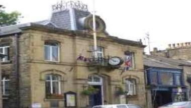 Whaley Bridge Mechanics Institute in Glossop, GB1