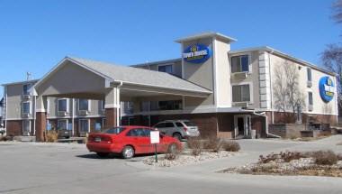 TownHouse Extended Stay Hotel Downtown in Lincoln, NE