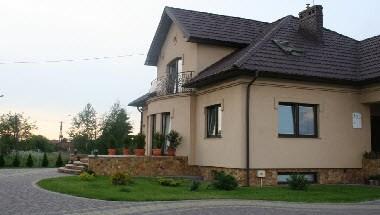 NaOpaczy Villa in Warsaw, PL