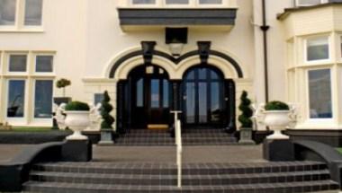 Staincliffe Hotel in Hartlepool, GB1