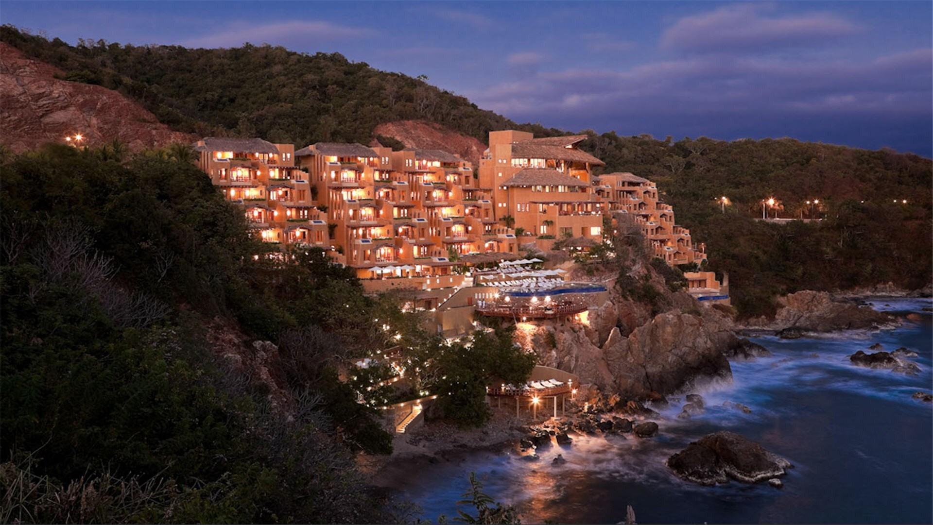 Cala de Mar Resort & Spa Ixtapa in Ixtapa, MX